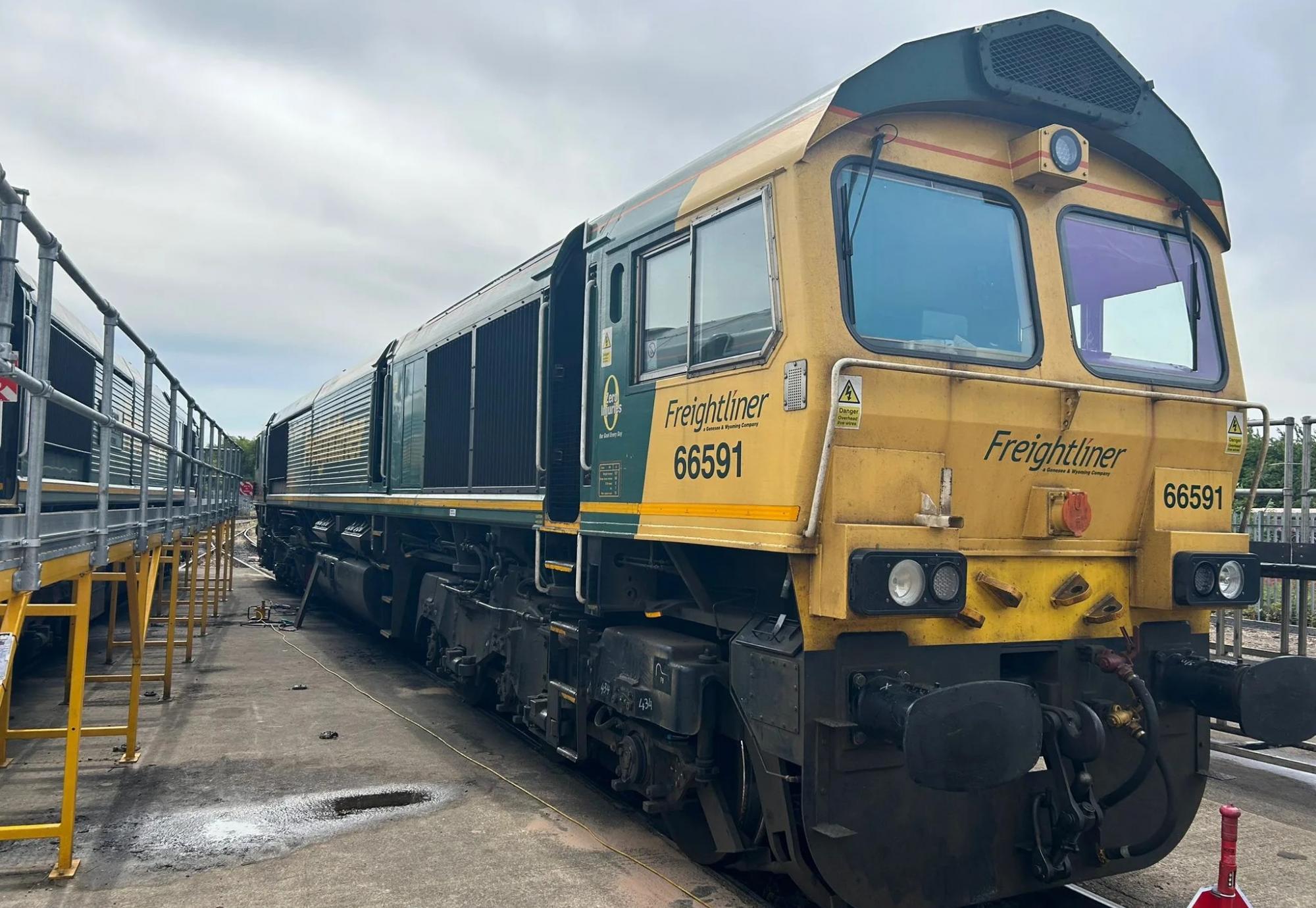 Freightliner locomotive 66591