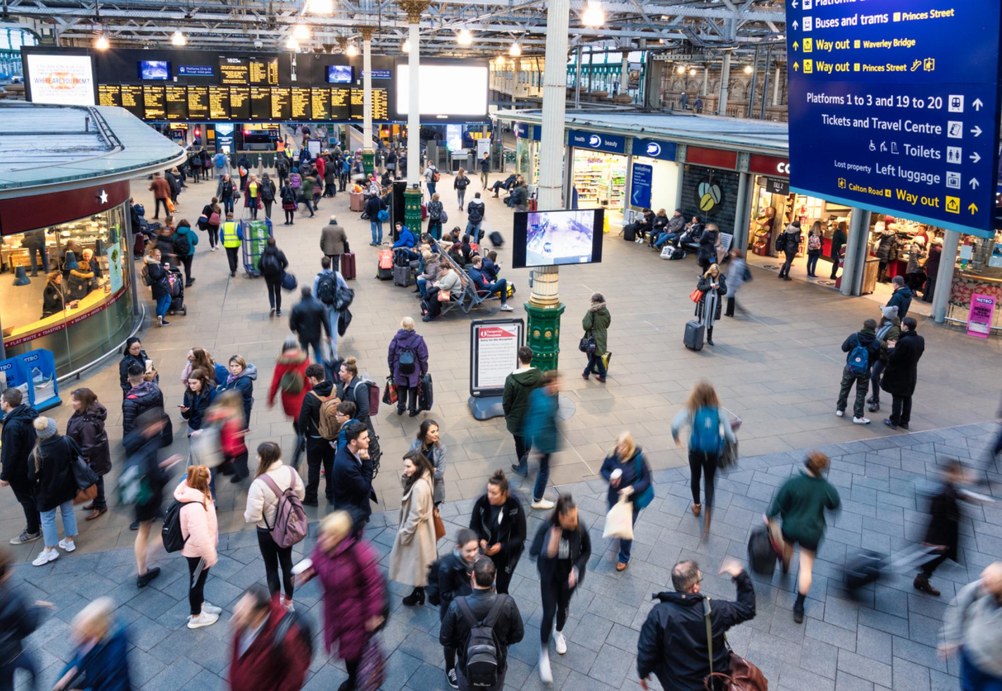 Edinburgh Waverley station at peak times