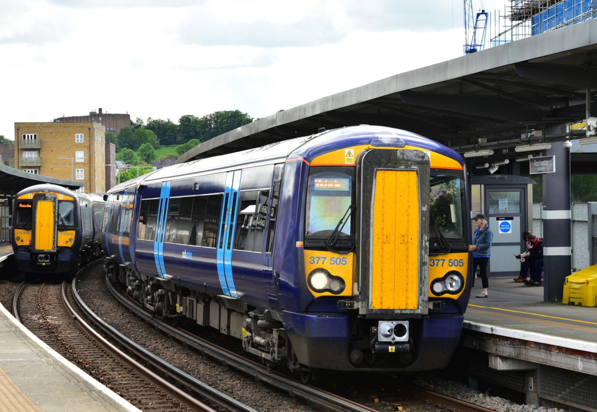Class 377 train pulling into Rochester