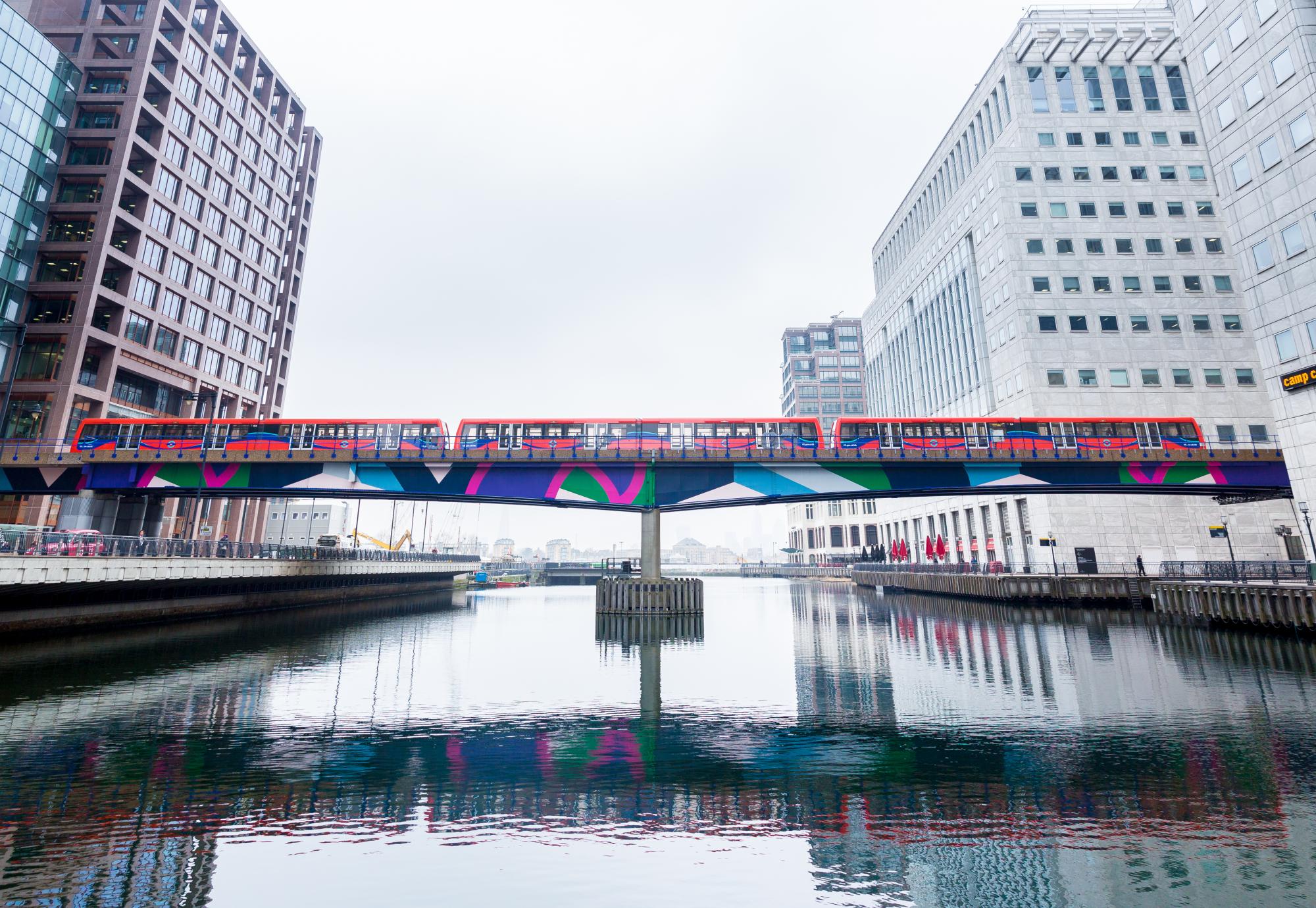 DLR Crossing a bridge 