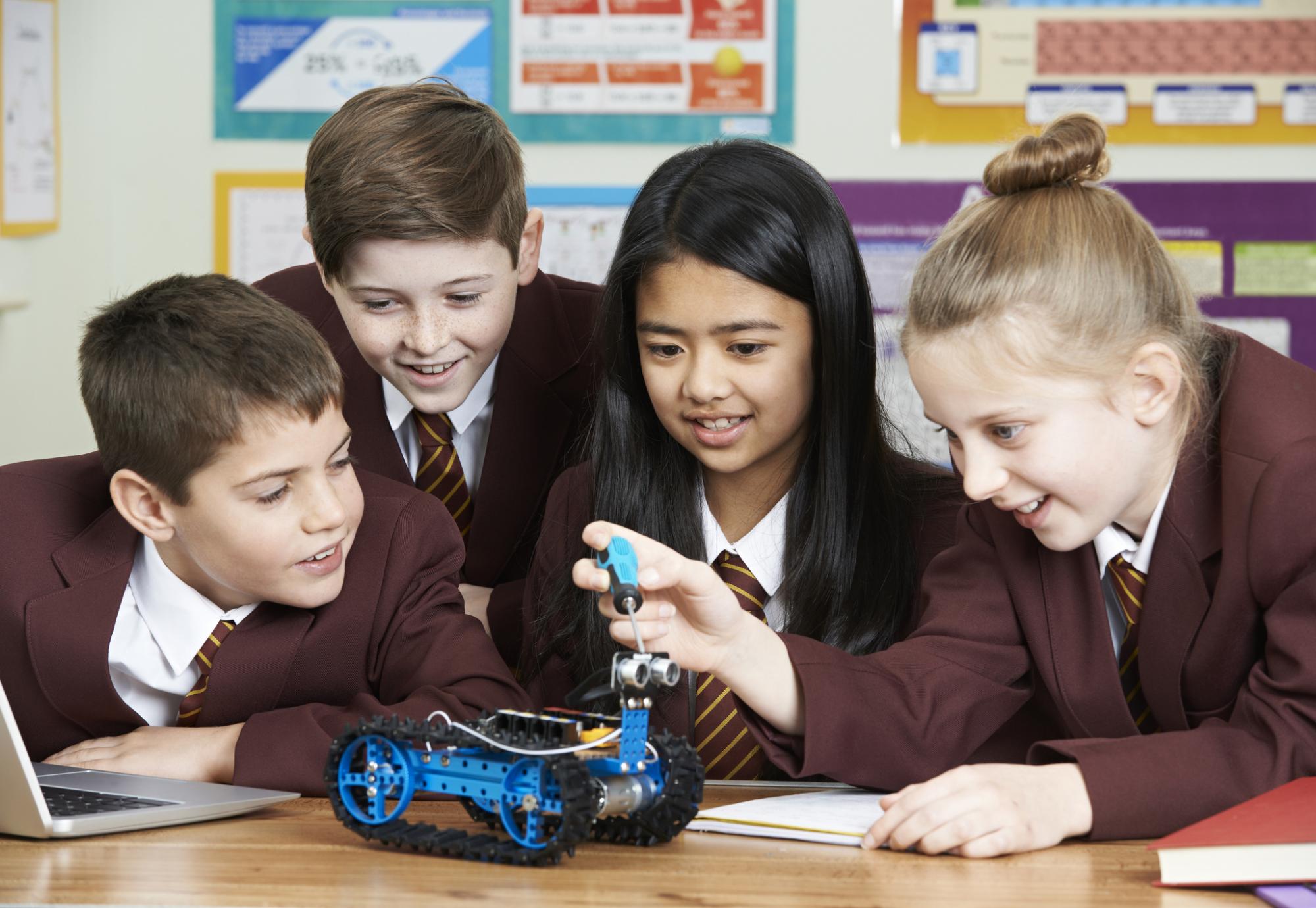School children doing engineering
