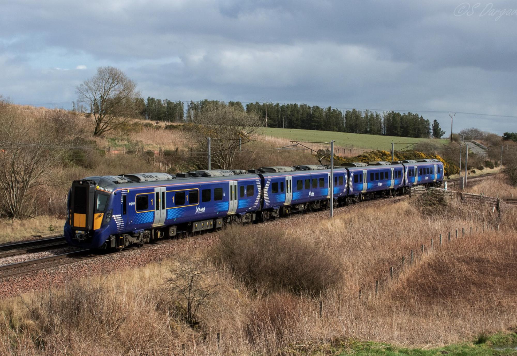 Class 385 Train