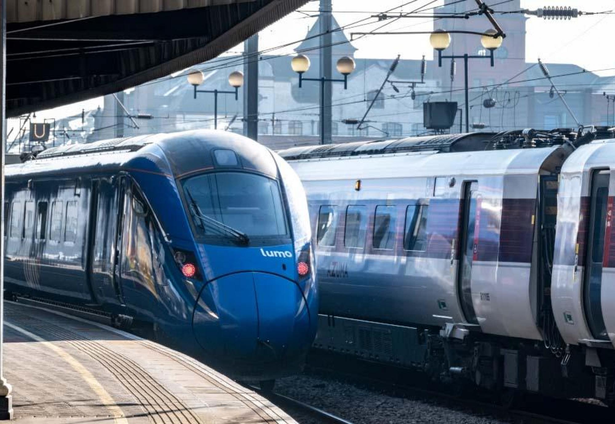 Lumo Train