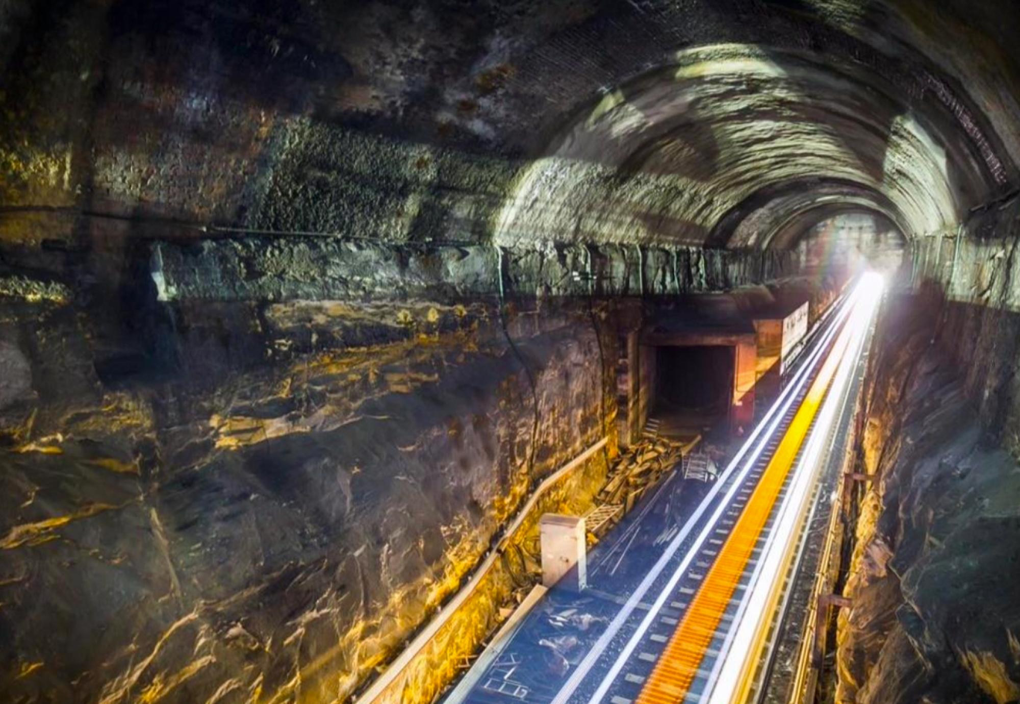 Long exposure inside Liverpool High Neck Tunnel 