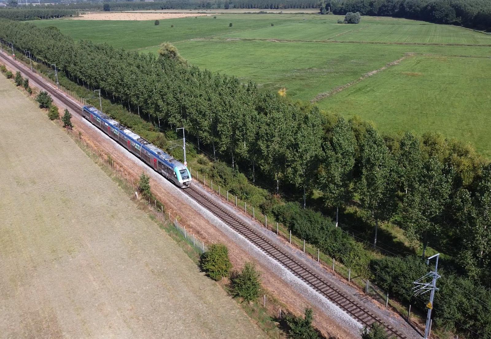 La SNCF et Alstom lancent les premiers trains à batterie pour cinq régions de France