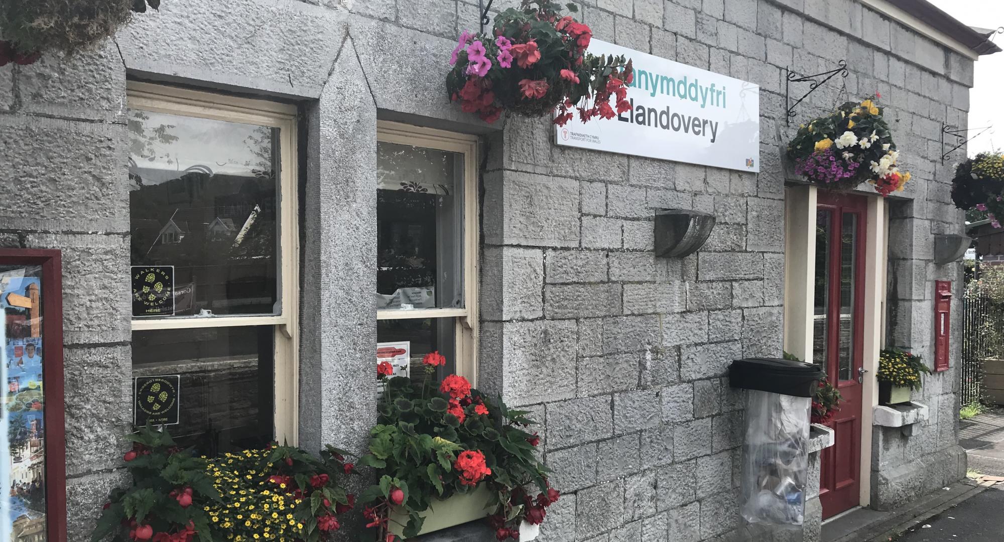 Llandovery railway station 