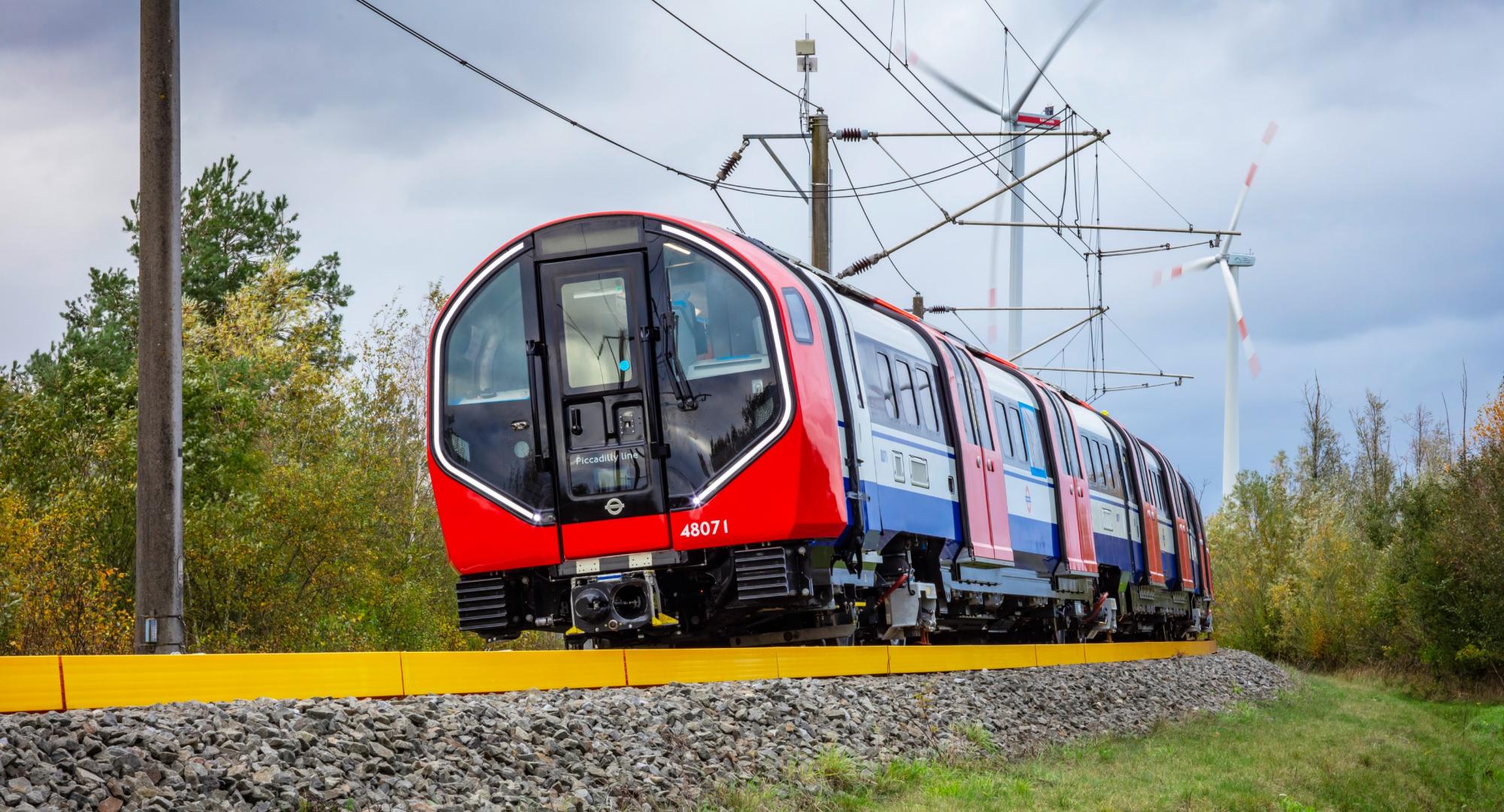 Metro Piccadilly train Goole Siemens