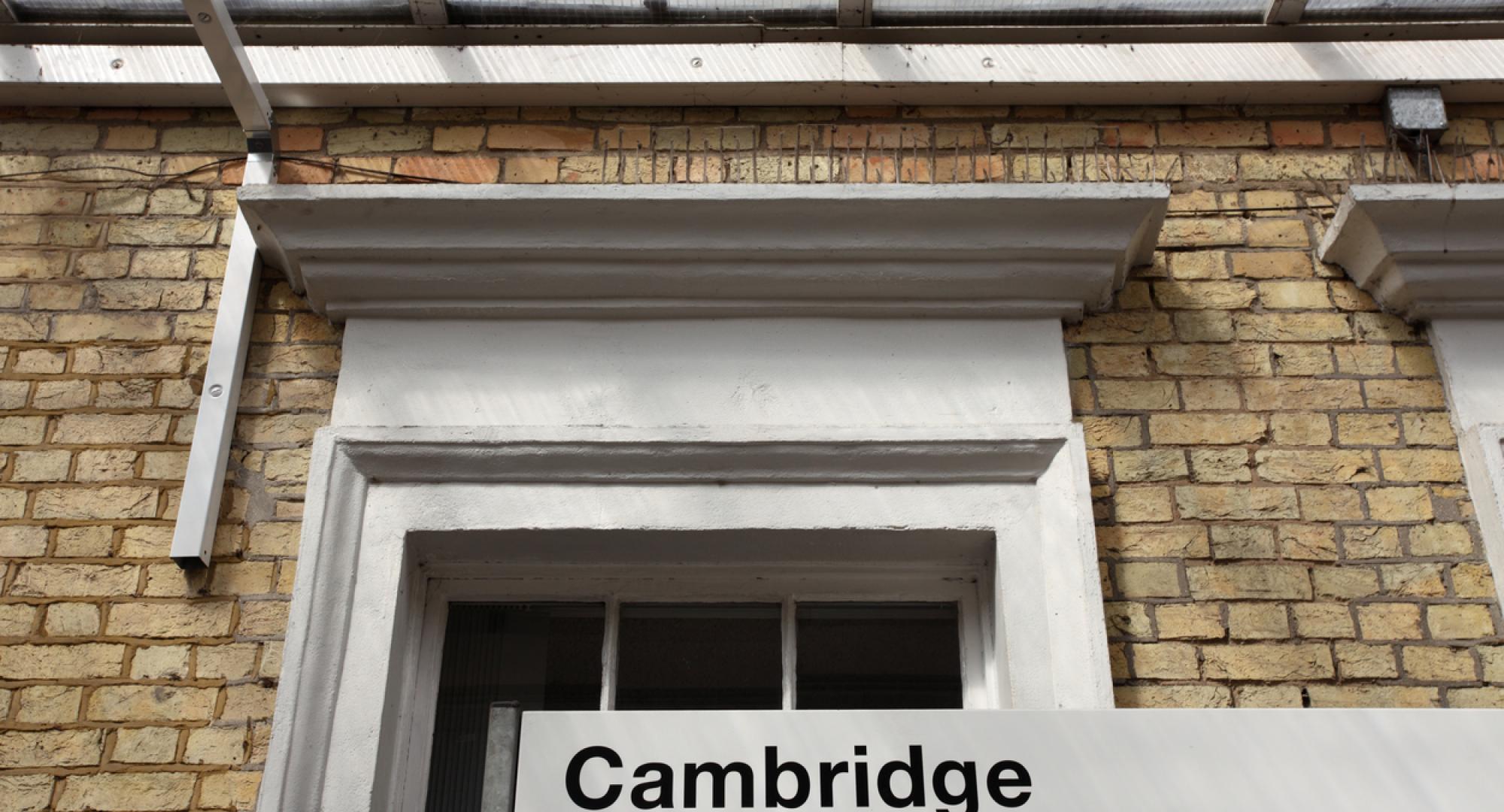 Cambridge England railway station