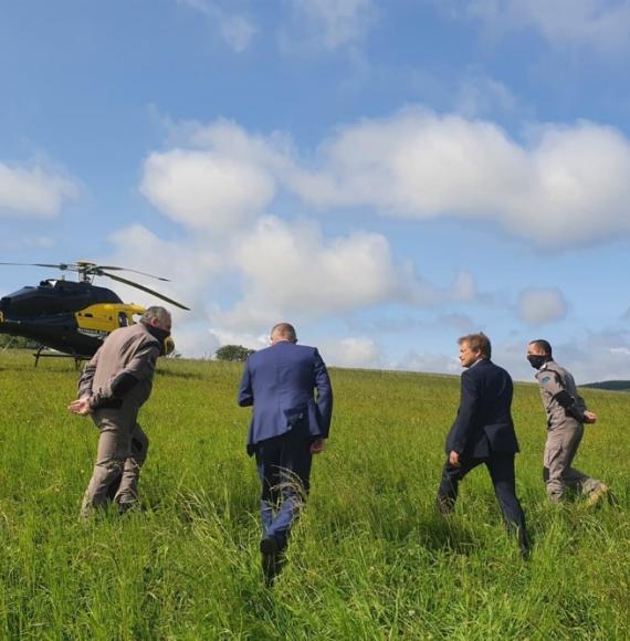 Grant Shapps visiting Stonehaven site 