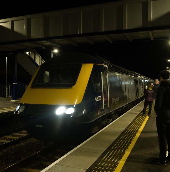 Train at the platform of Kintore station 