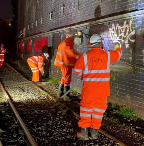 Euston graffiti clearing February 2021