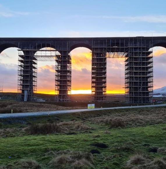 Ribblehead viaduct sunset Jan 2021