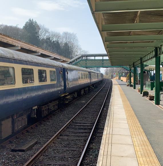 Okehampton-Exeter railway line station