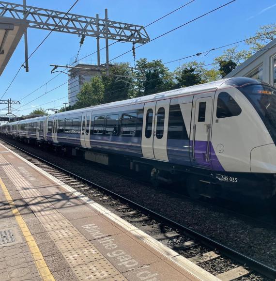 New platforms at Ealing Broadway station