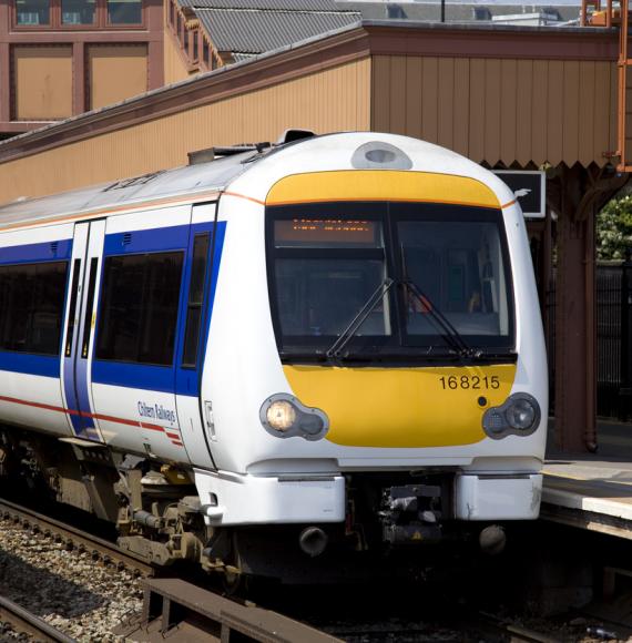 Chiltern Railways train at station