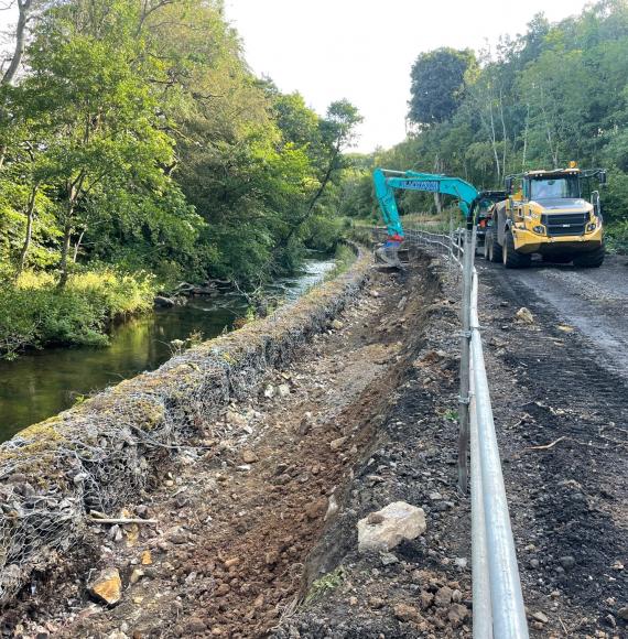 Work to upgrade the existing retaining wall, via Network Rail 