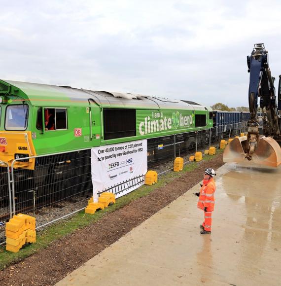 Freight train aggregate delivery, via HS2 