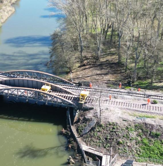 Aerial view of Nuneham viaduct, via Network Rail 