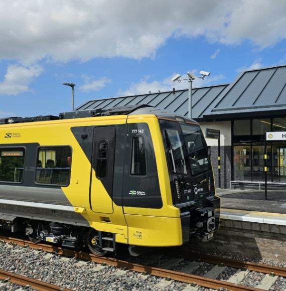 UK’s first battery-powered trains to run from new £80 million station in Liverpool