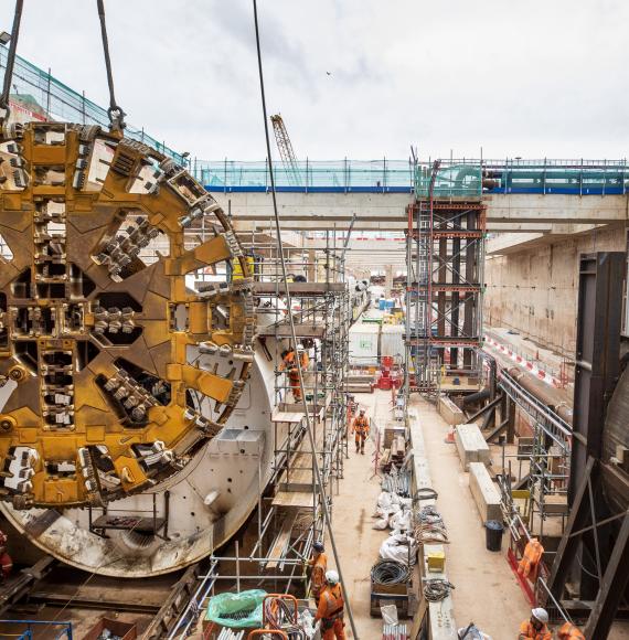 The giant 125 tonne cutterhead being moved into place