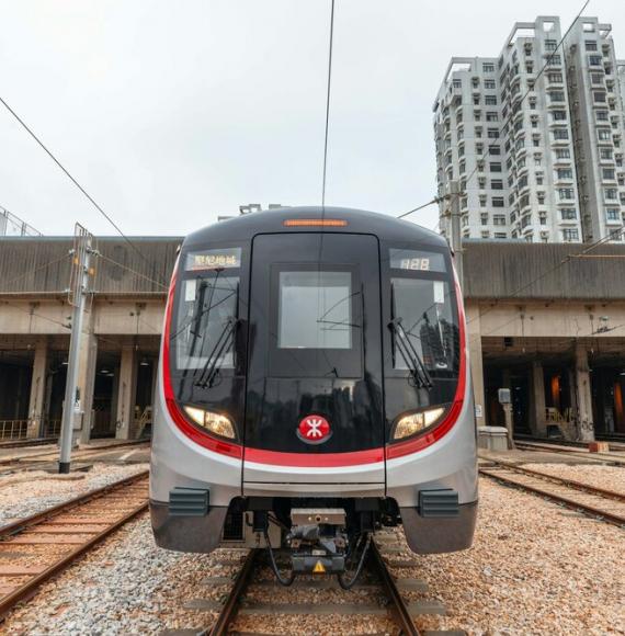 MTR Q-TRAIN Front