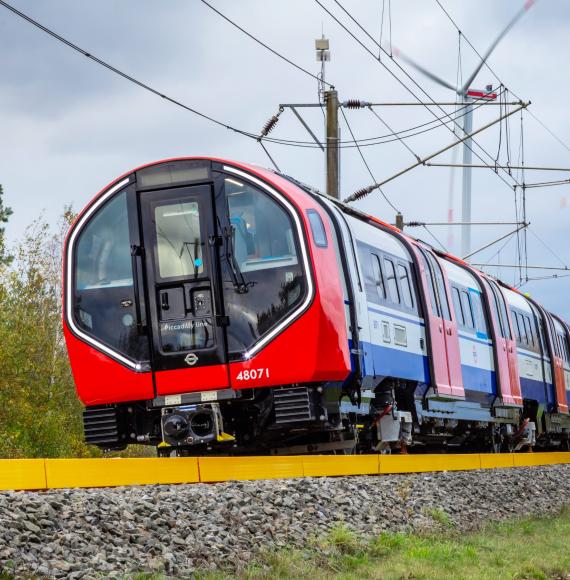 Metro Piccadilly train Goole Siemens