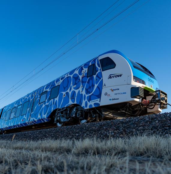 Stadler FLIRT H2 breaks hydrogen power world record