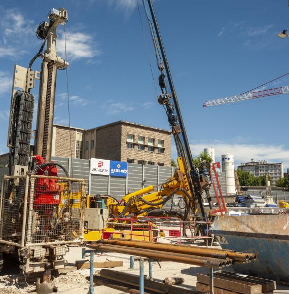 Construction work on Line 14