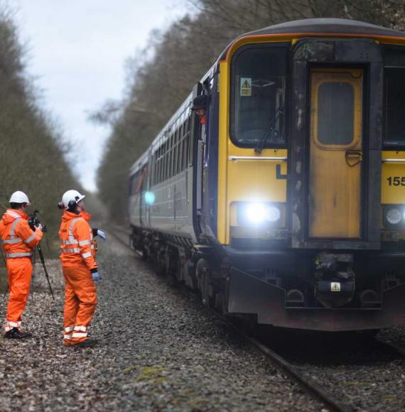 Dry Ice Tech Train
