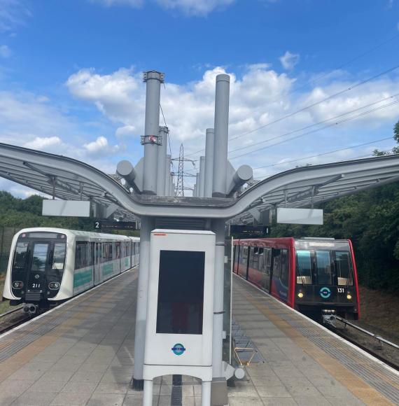 Old v New Hitachi DLR