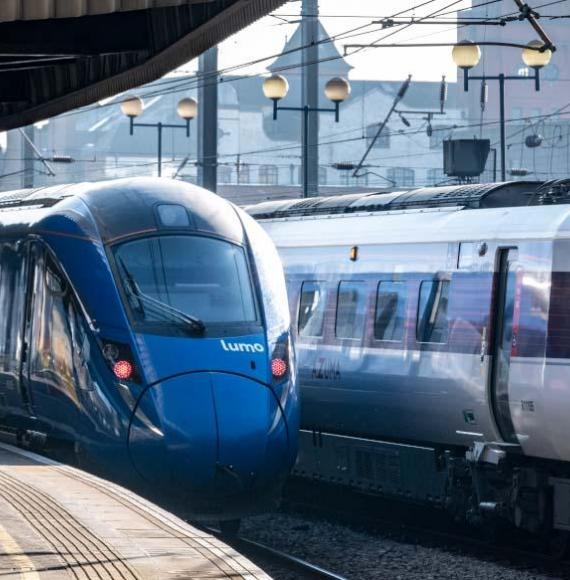 Lumo Train