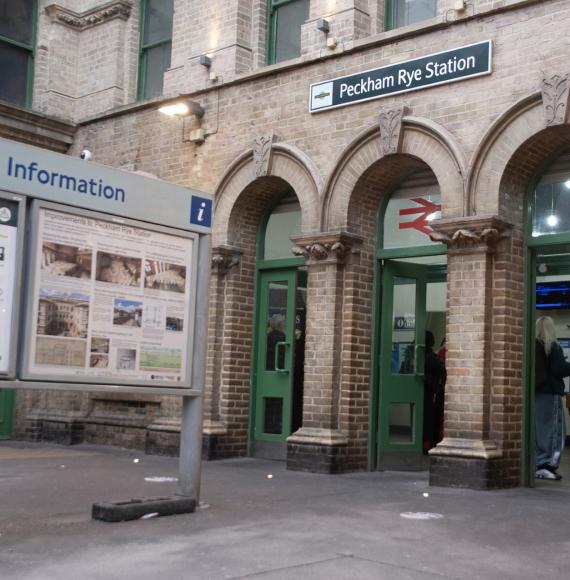 Peckham Rye Station entrance