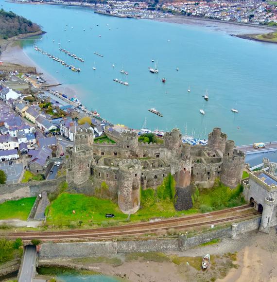 Railway at Conwy Network Rail_cropped