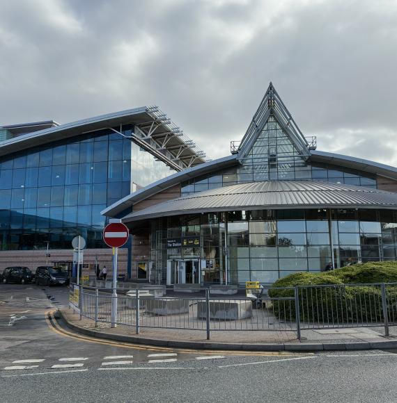 Manchester Airport Station
