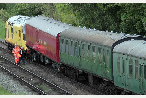 Runaway train crashes into a set of coaches 