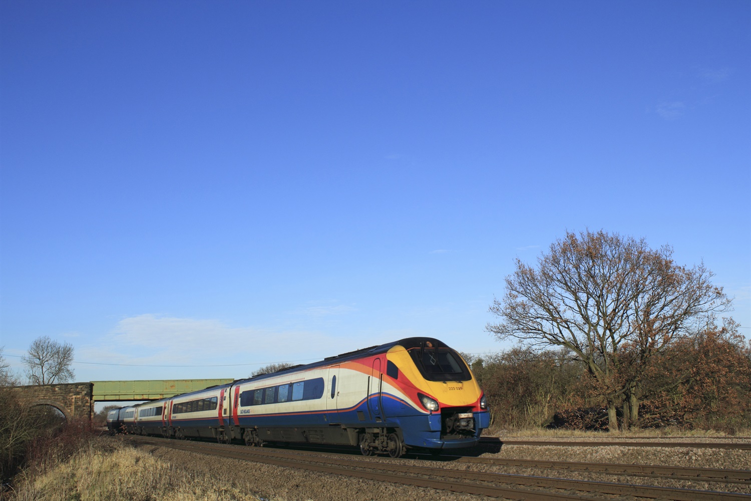 Services between London and East Midlands disrupted by bridge collapse