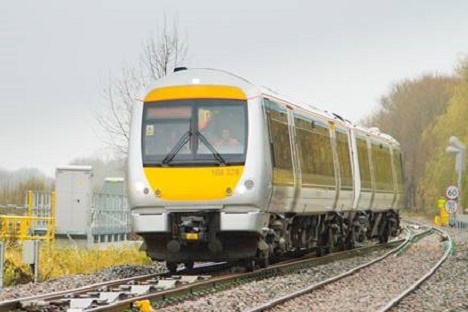 Test trains launched on Oxford to London Marylebone link