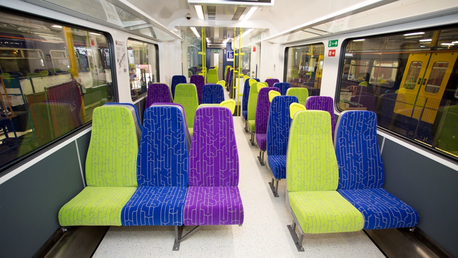 Eversholt awards contract to refurbish its Class 321 fleet