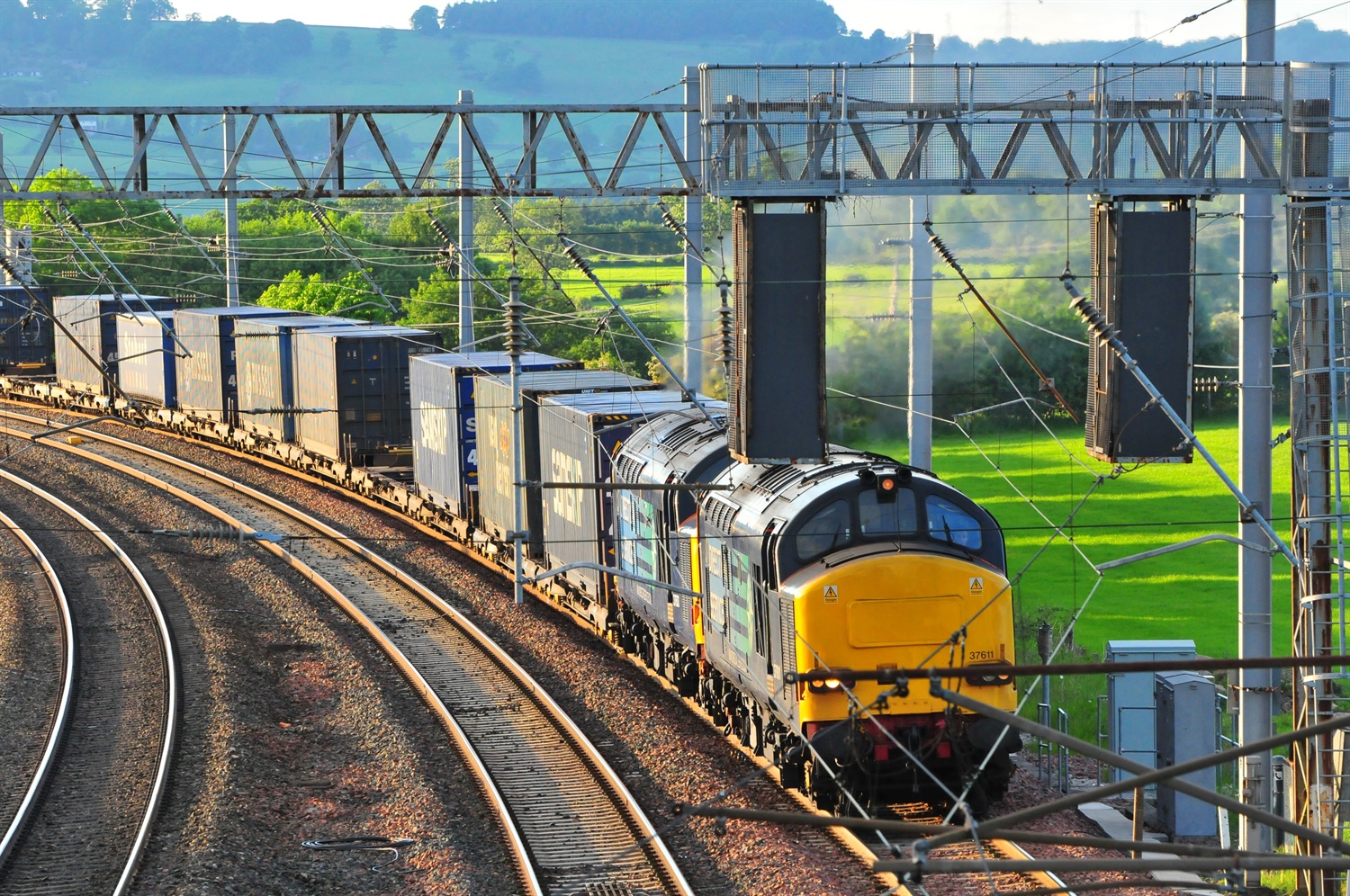 Government research played down benefits of rail freight to road network