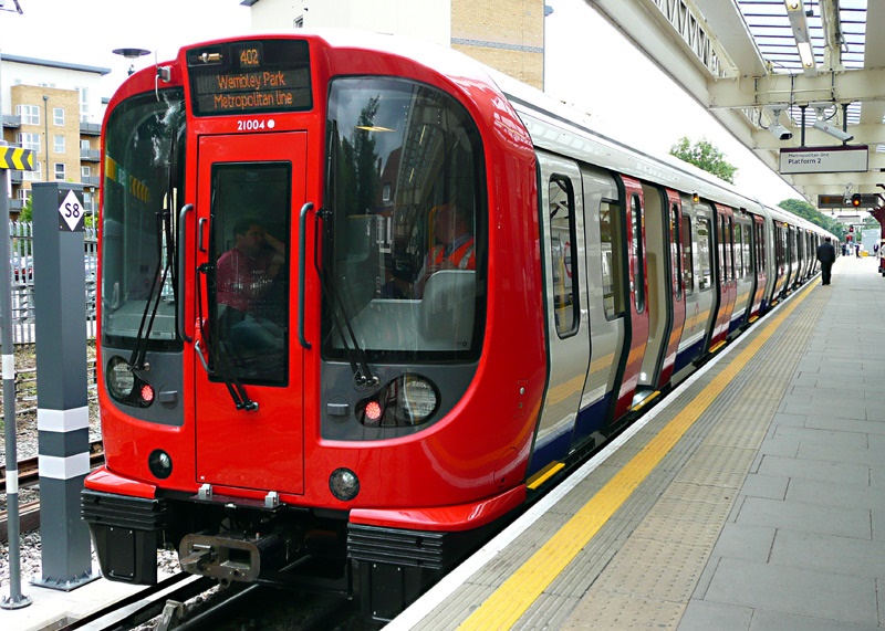 Croxley rail link secures final funding and is renamed Metropolitan Line Extension