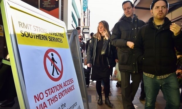 Southern strikes to go ahead as RMT rejects offer