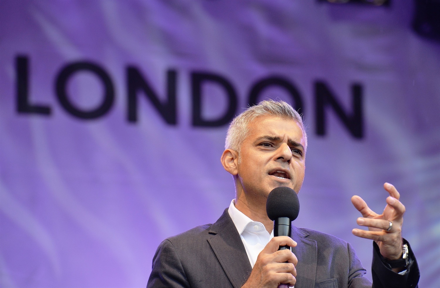 Khan confirms TfL fares set for four-year freeze