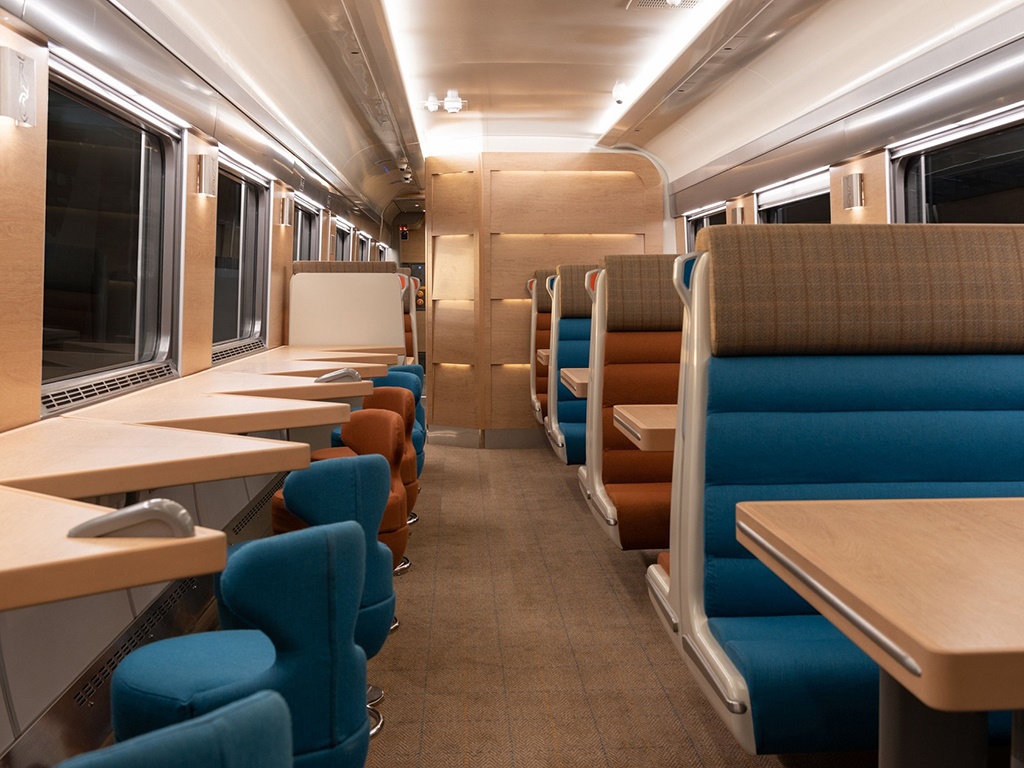 632 tn gb-caledoniansleeper-caf-club-car