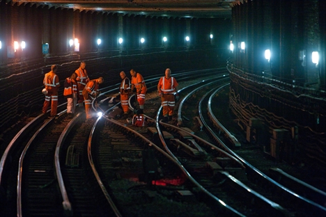 Derailed engineering train causes morning mayhem in Greater Manchester