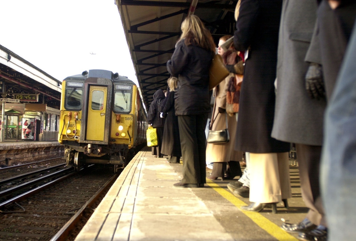 Communication with passengers ‘woeful’ after timetable changes