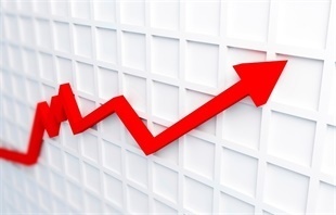 National rail performance continues to recover in period 6