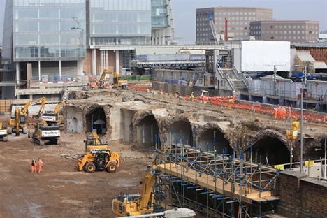 Arches demolition 190613 004