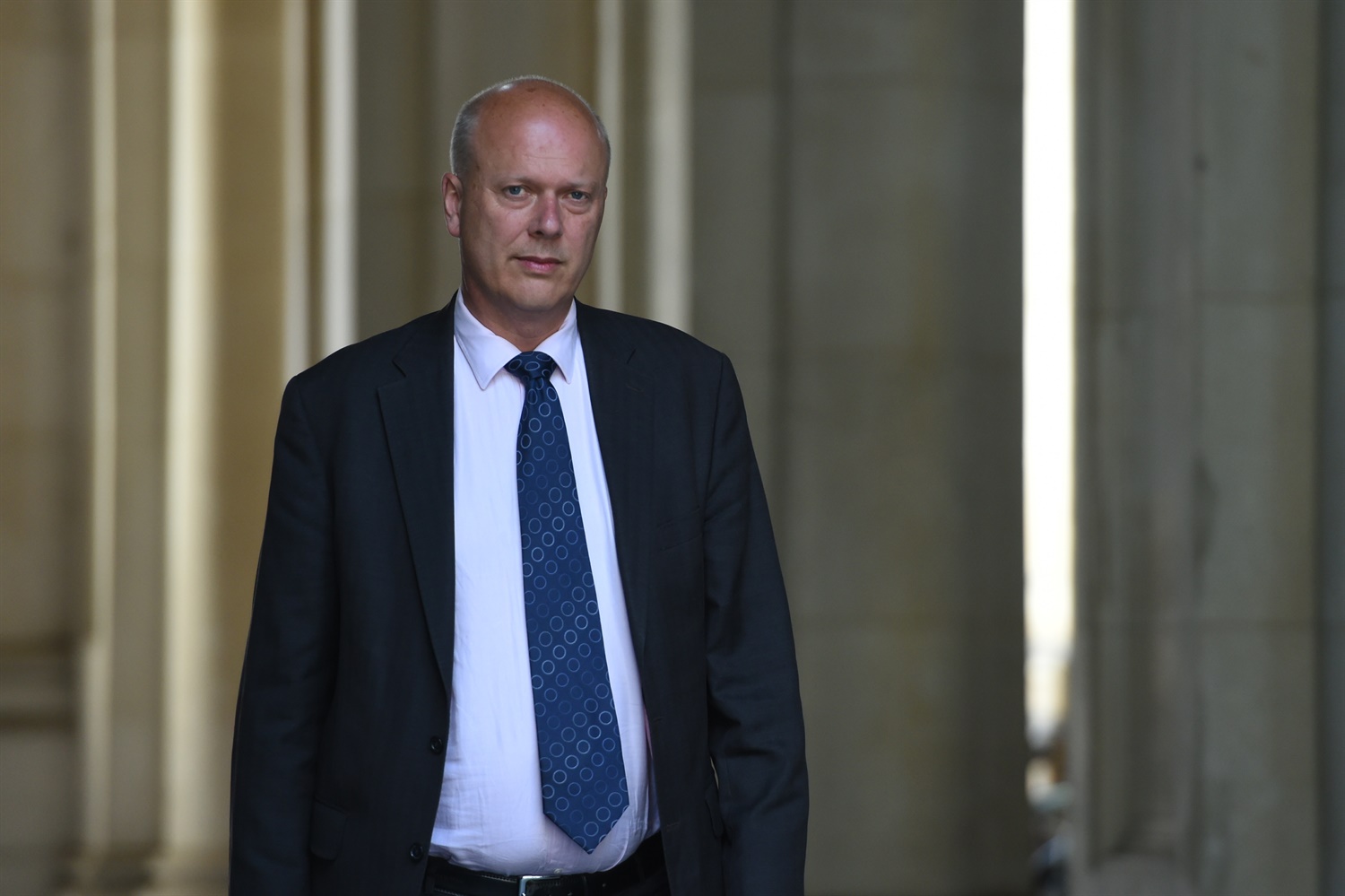 RMT calls for urgent talks after Grayling retains job at DfT 