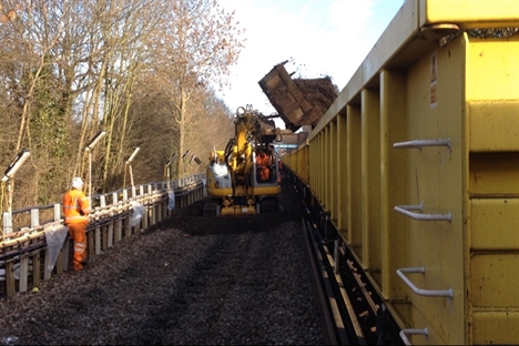 Renewals record smashed on the Metropolitan Line