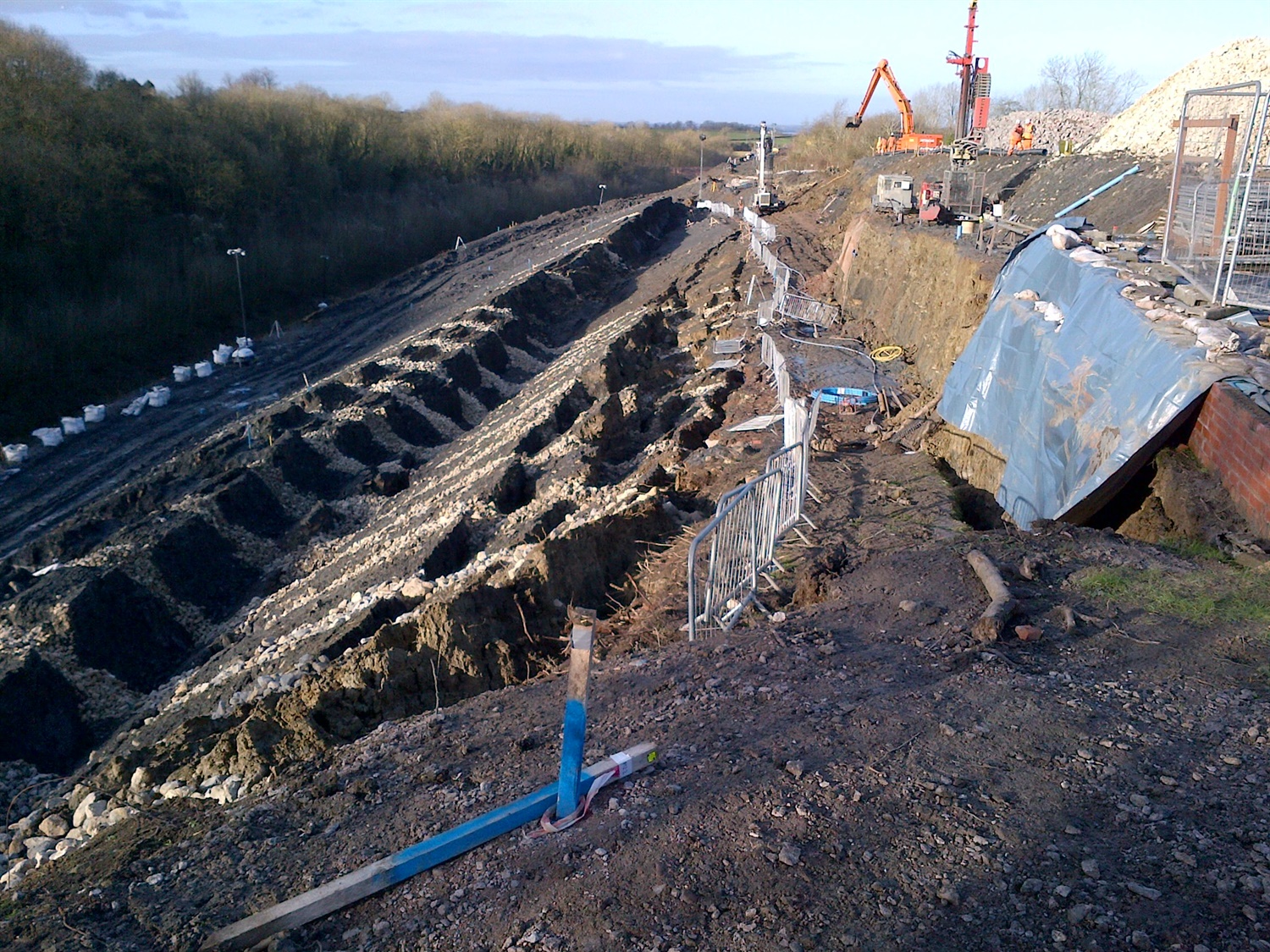 UPDATE: Landslip at Harbury closes Banbury to Leamington Spa line 